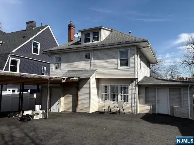 460 New England Terrace Orange, NJ 07050