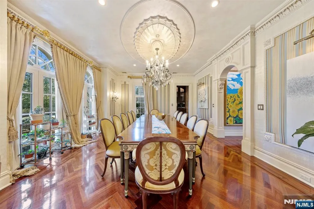 78 Roberts Road Englewood Cliffs, NJ 07632