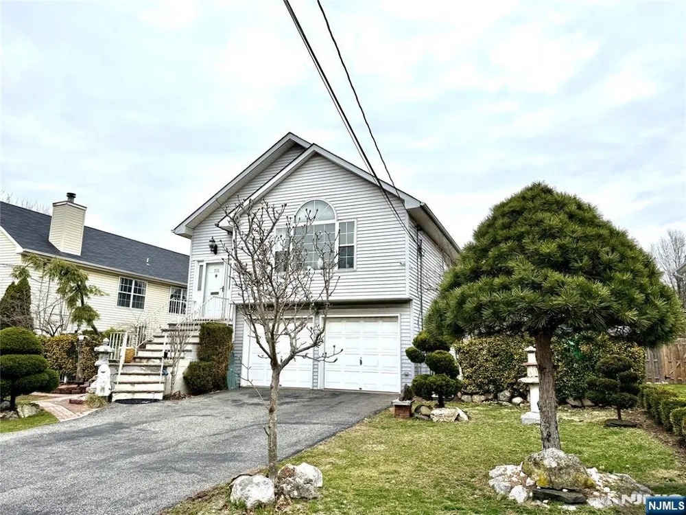 101 Phelps Avenue Englewood, NJ 07631