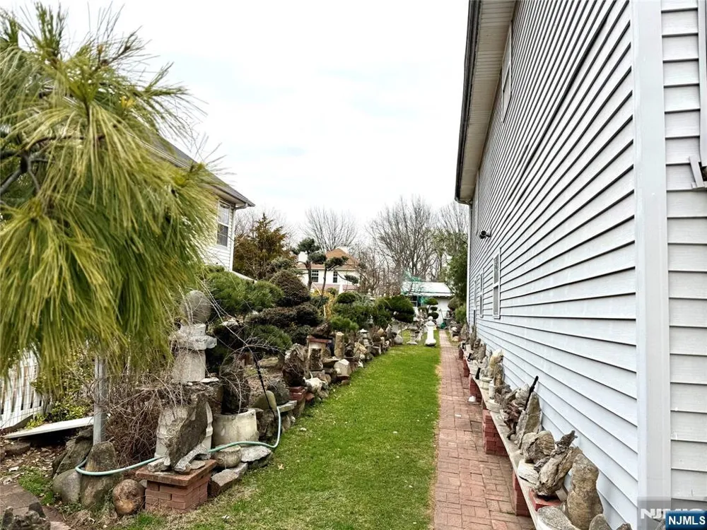 101 Phelps Avenue Englewood, NJ 07631