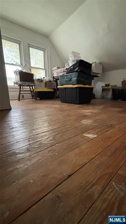 280 Lincoln Street East Orange, NJ 07017