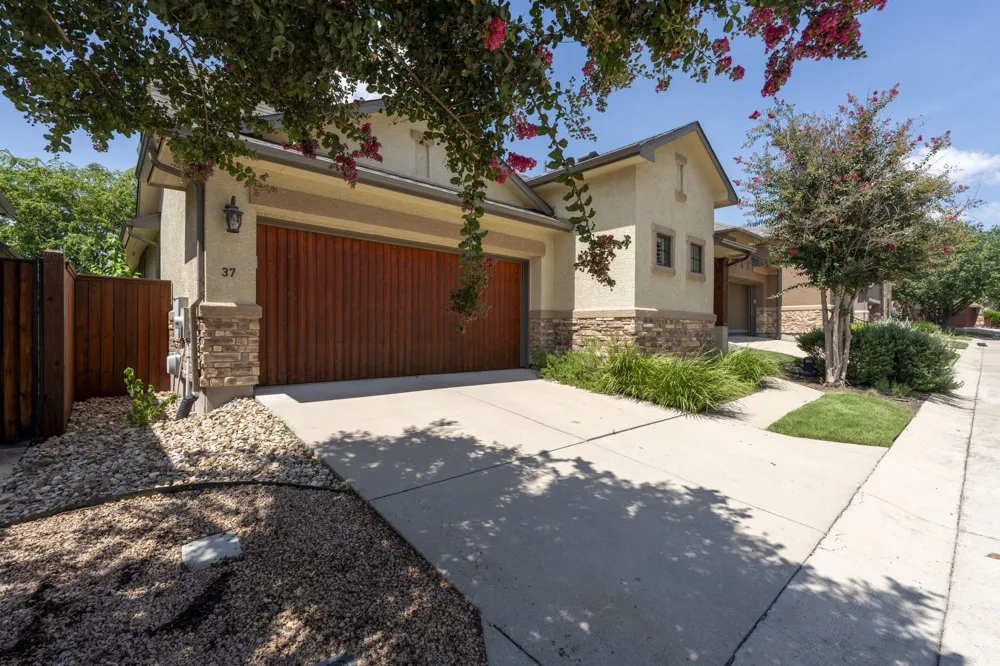 4332 Teravista Club Drive #37 Round Rock, TX 78665