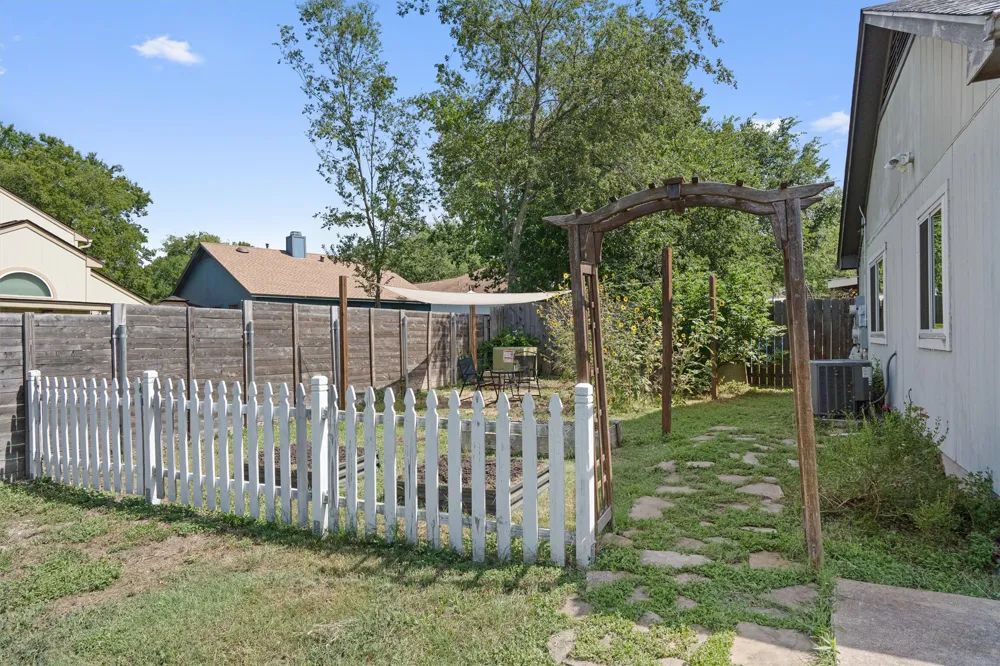13009 Widge Drive Austin, TX 78727