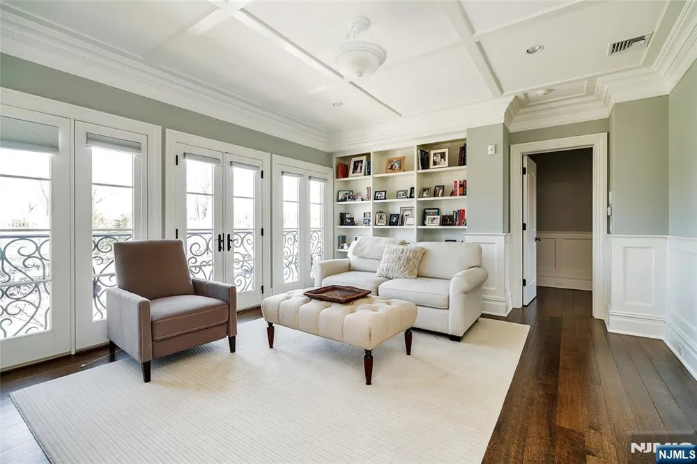 144 Truman Drive Cresskill, NJ 07626