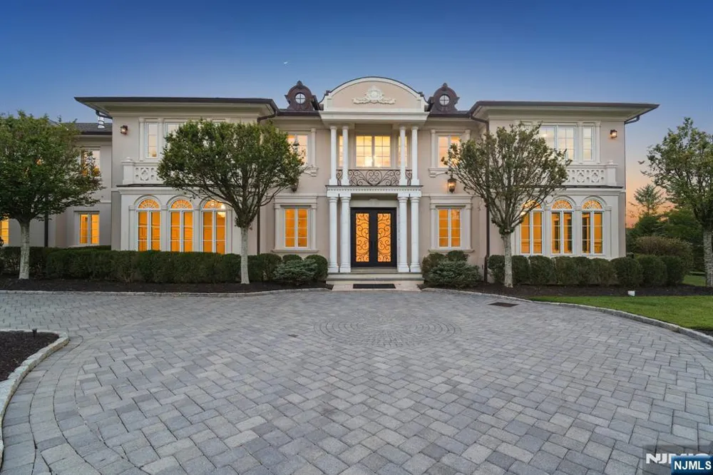 144 Truman Drive Cresskill, NJ 07626