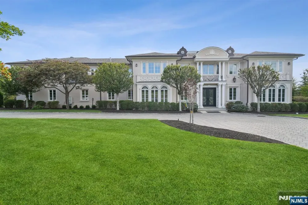 144 Truman Drive Cresskill, NJ 07626