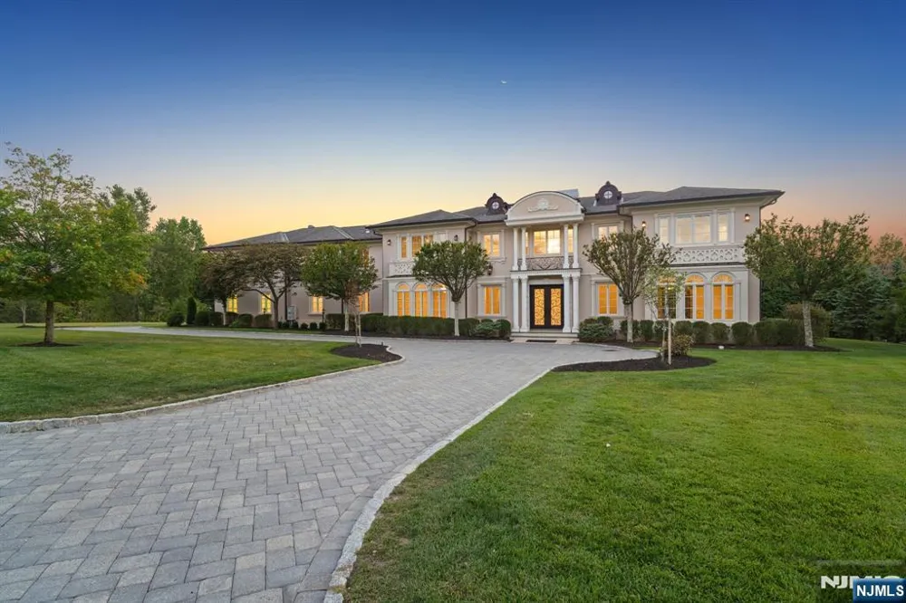 144 Truman Drive Cresskill, NJ 07626