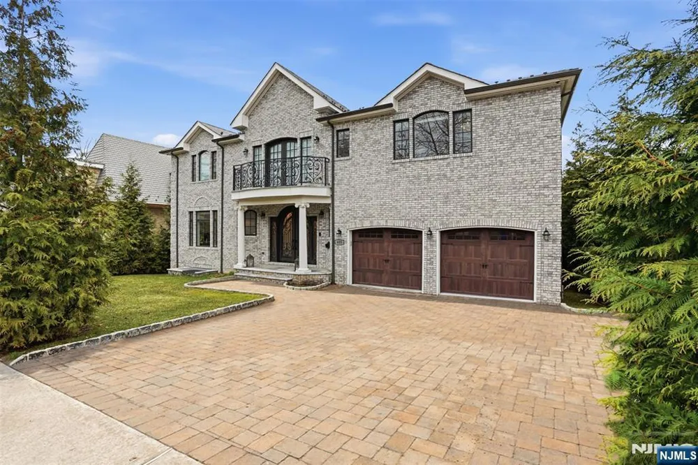 405 Liberty Road Englewood, NJ 07631