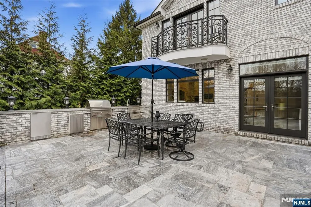 405 Liberty Road Englewood, NJ 07631