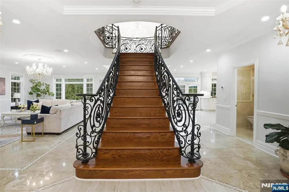 405 Liberty Road Englewood, NJ 07631