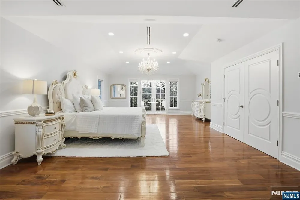 405 Liberty Road Englewood, NJ 07631