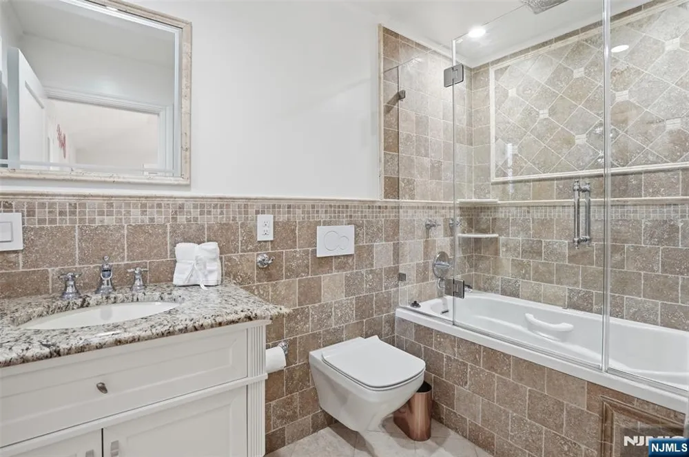 405 Liberty Road Englewood, NJ 07631
