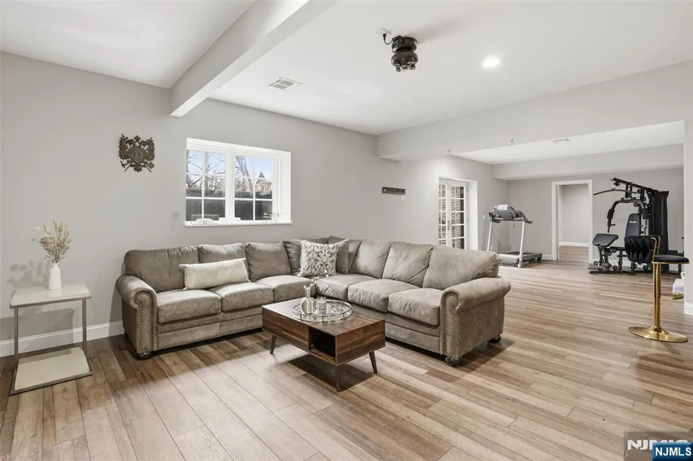 405 Liberty Road Englewood, NJ 07631
