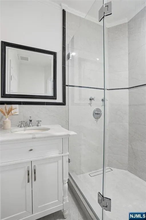 405 Liberty Road Englewood, NJ 07631