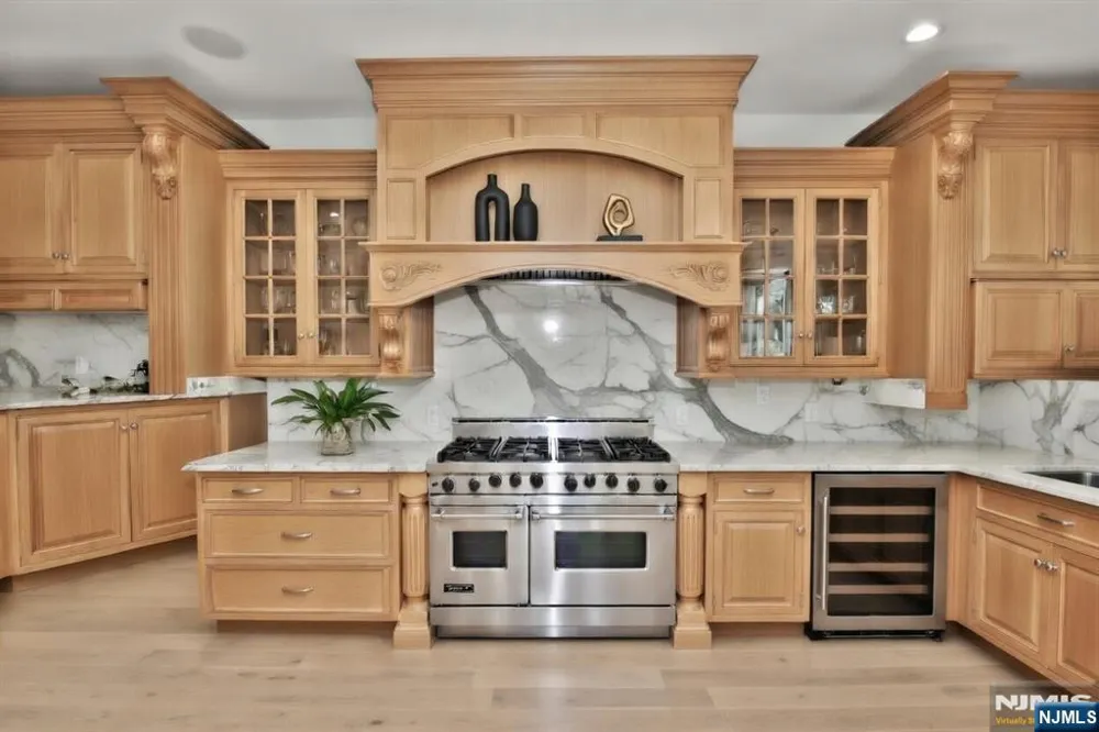 14 Werimus Brook Road Saddle River, NJ 07458