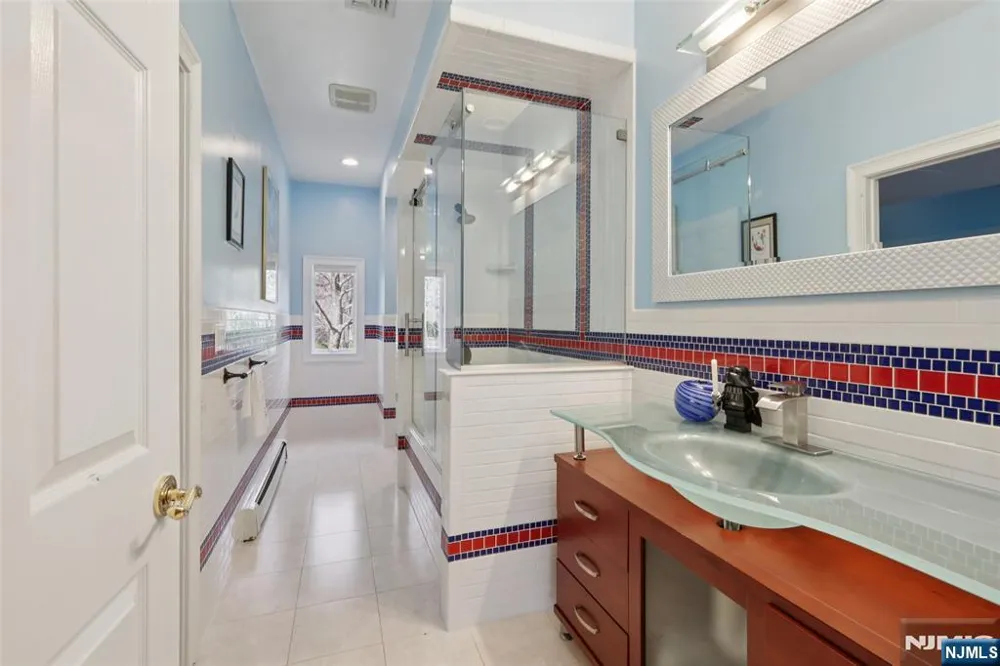 14 Werimus Brook Road Saddle River, NJ 07458