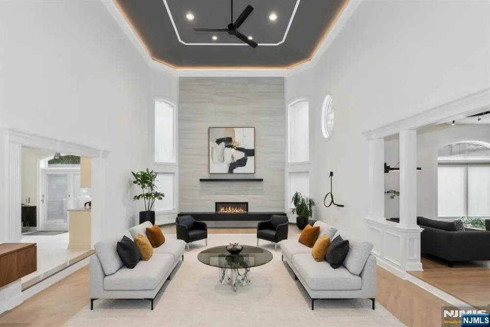 14 Werimus Brook Road Saddle River, NJ 07458