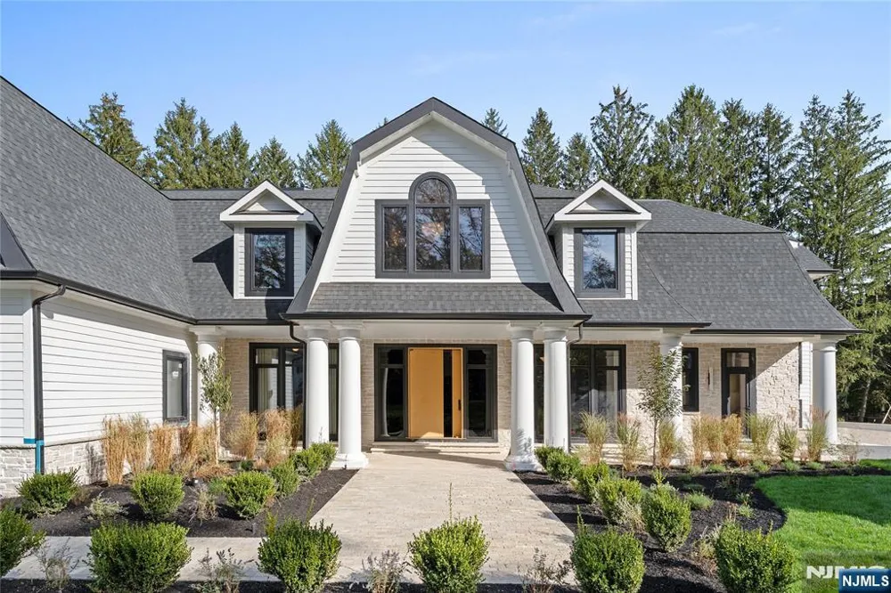 48 Pleasant Avenue Upper Saddle River, NJ 07458