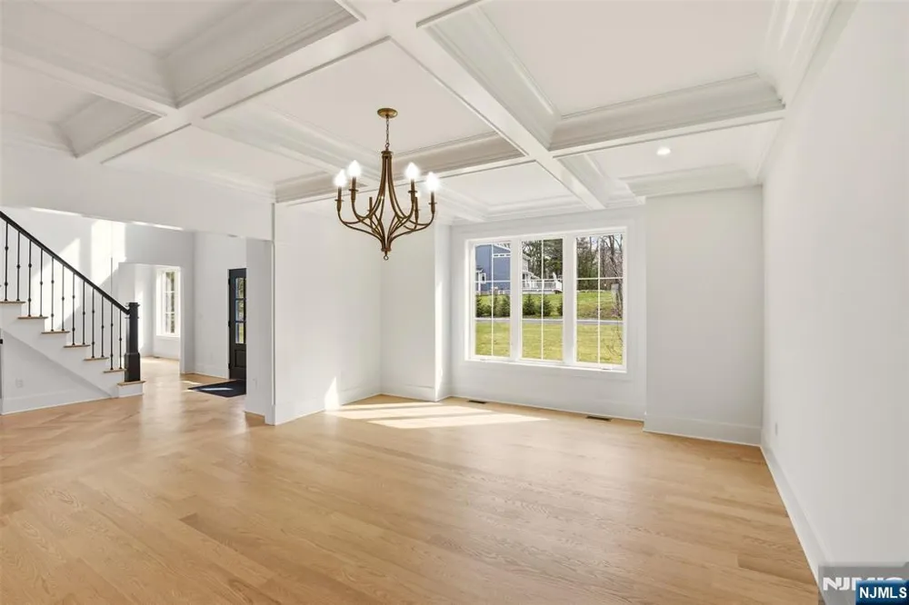 26 Huff Terrace Montvale, NJ 07645