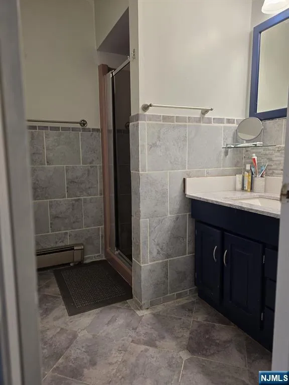 732 Essex Avenue Linden, NJ 07036