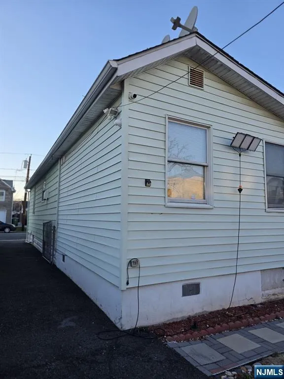 732 Essex Avenue Linden, NJ 07036