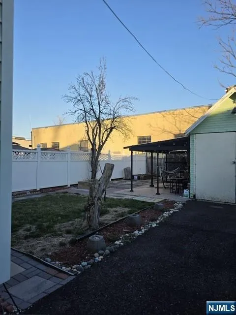 732 Essex Avenue Linden, NJ 07036