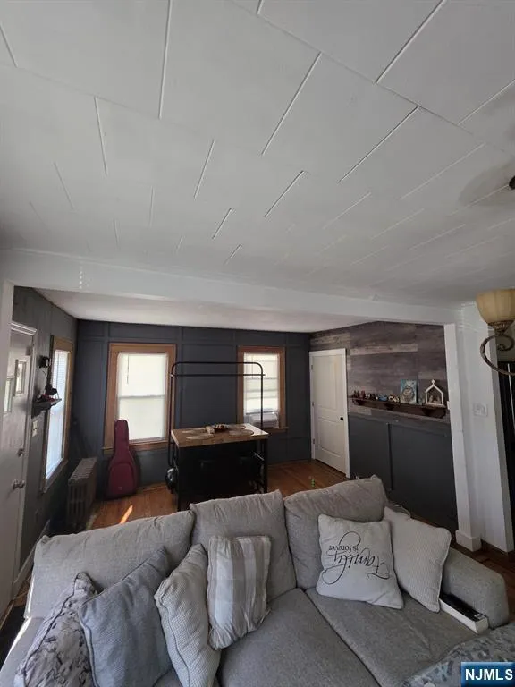 732 Essex Avenue Linden, NJ 07036