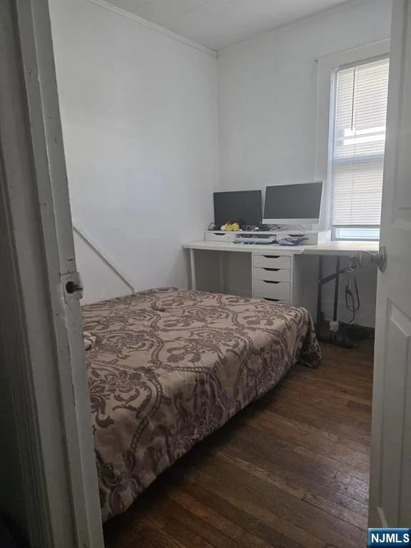 732 Essex Avenue Linden, NJ 07036