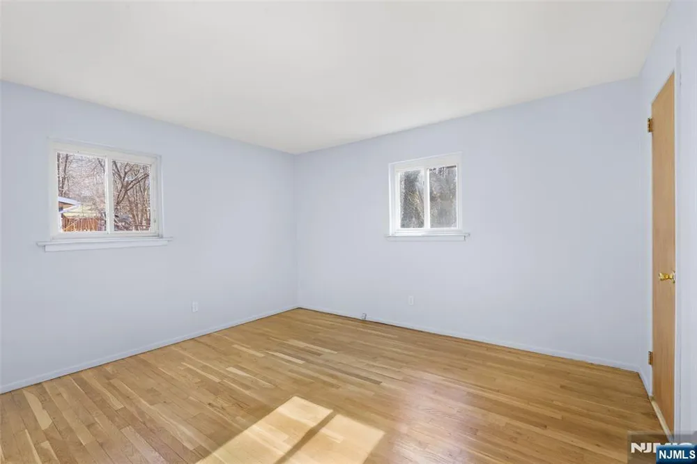 18 Kendall Drive Ringwood, NJ 07456