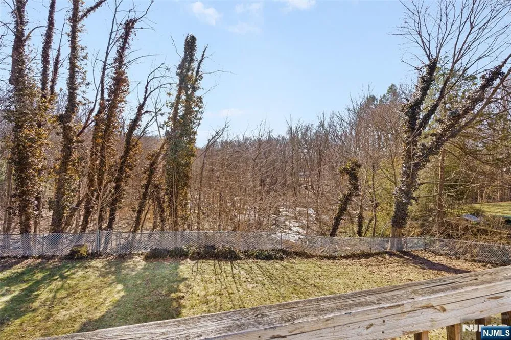 18 Kendall Drive Ringwood, NJ 07456