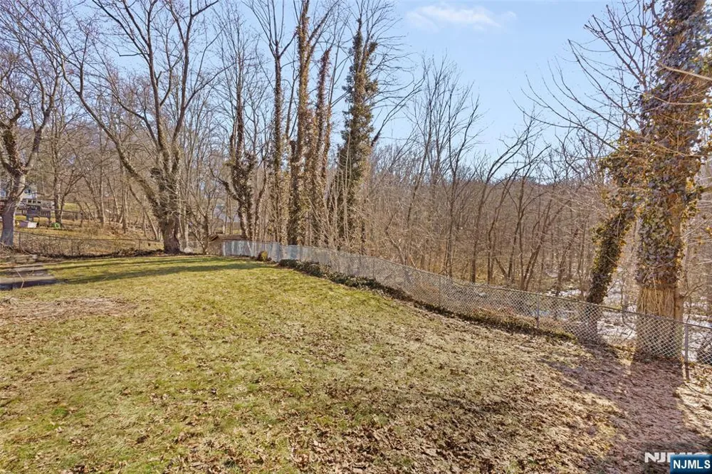 18 Kendall Drive Ringwood, NJ 07456