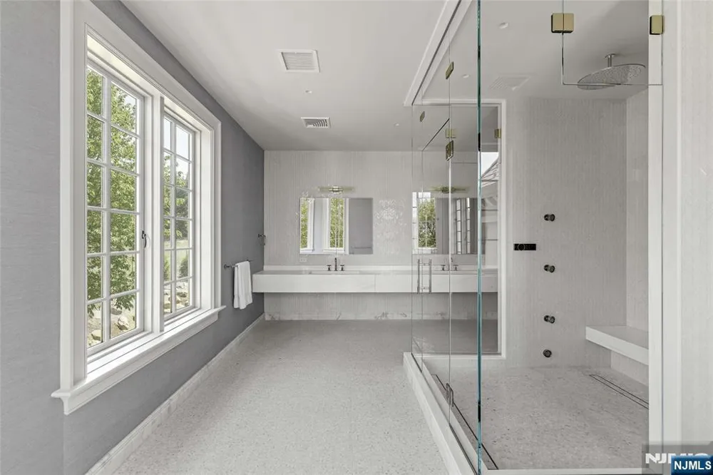 10 Frick Drive Alpine, NJ 07620