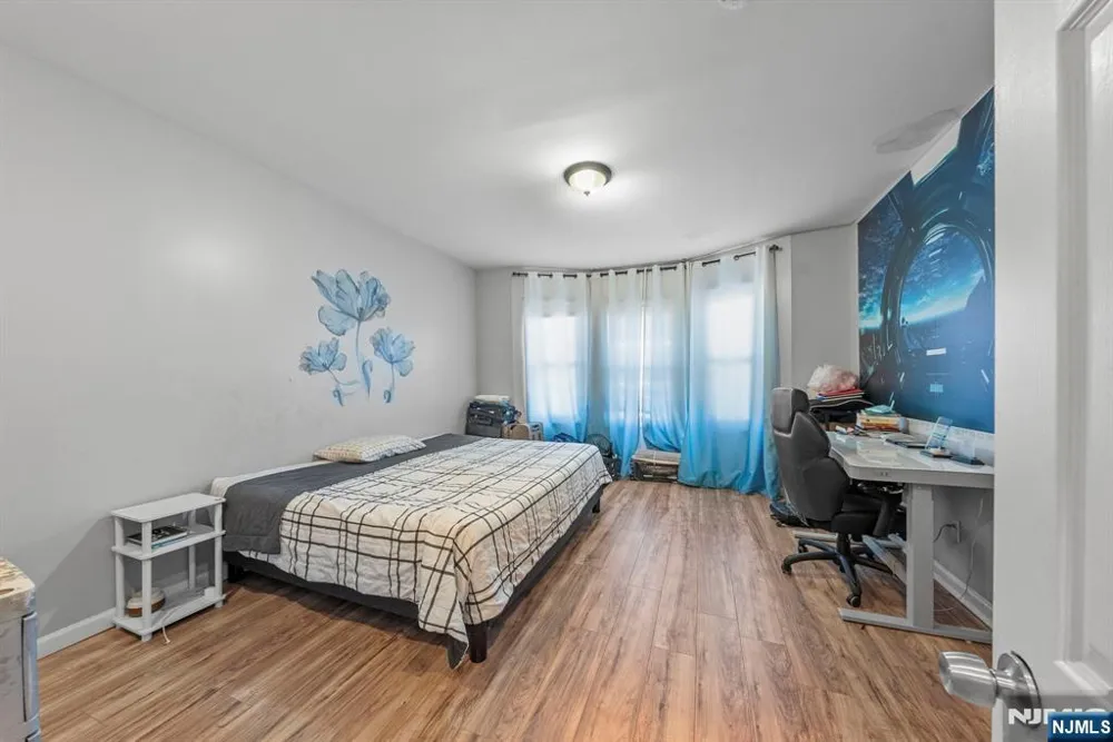 38-40 Nairn Place Newark, NJ 07108