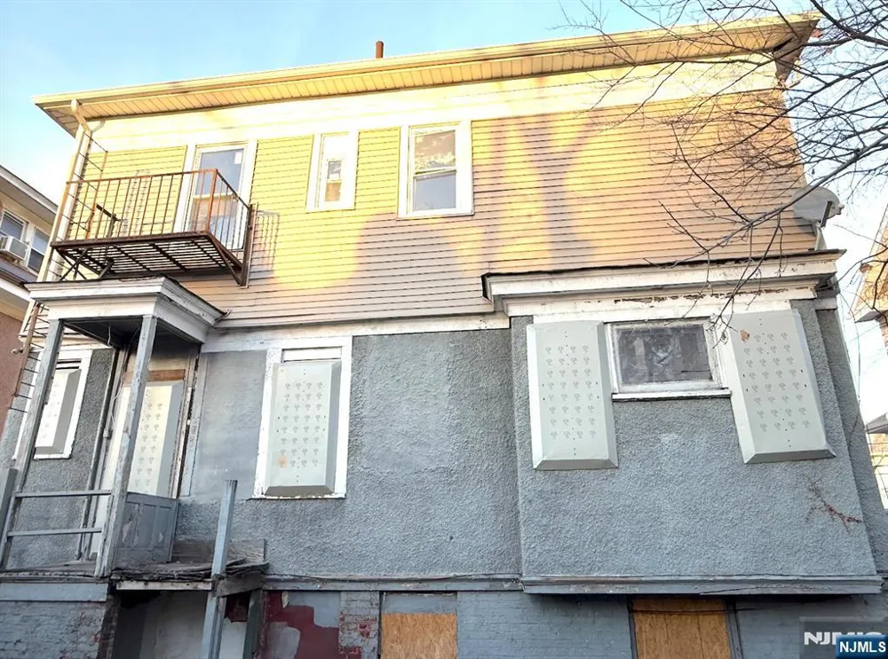 66 Scheerer Newark, NJ 07112