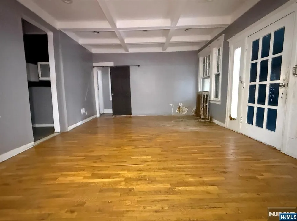 66 Scheerer Newark, NJ 07112
