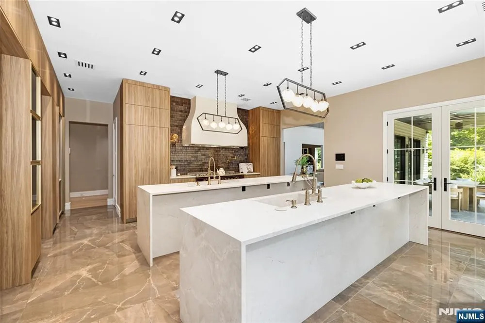 241 Saddle River Road Saddle River, NJ 07458