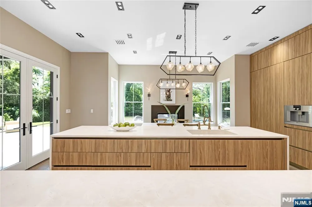 241 Saddle River Road Saddle River, NJ 07458