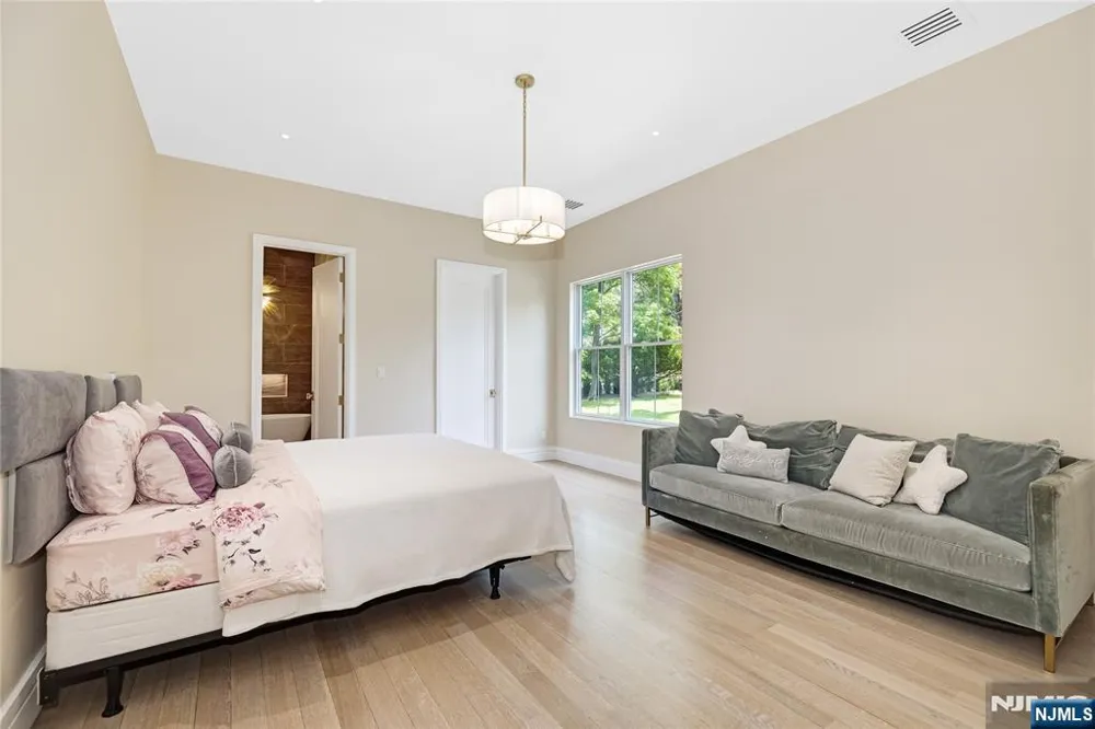 241 Saddle River Road Saddle River, NJ 07458