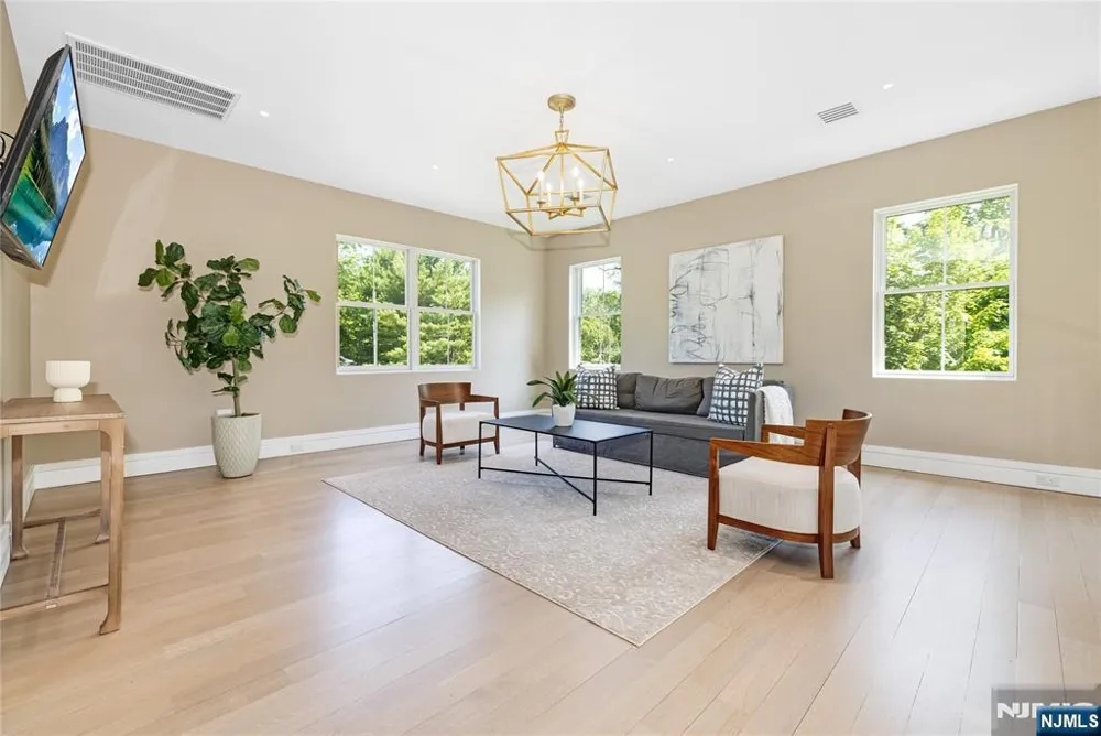 241 Saddle River Road Saddle River, NJ 07458