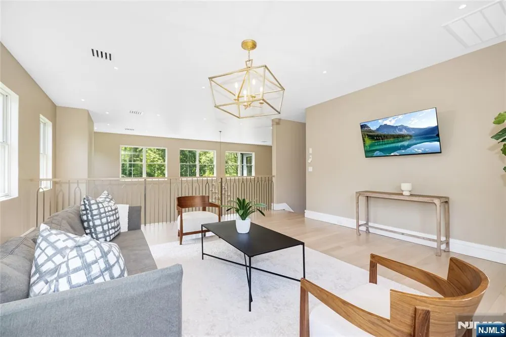 241 Saddle River Road Saddle River, NJ 07458
