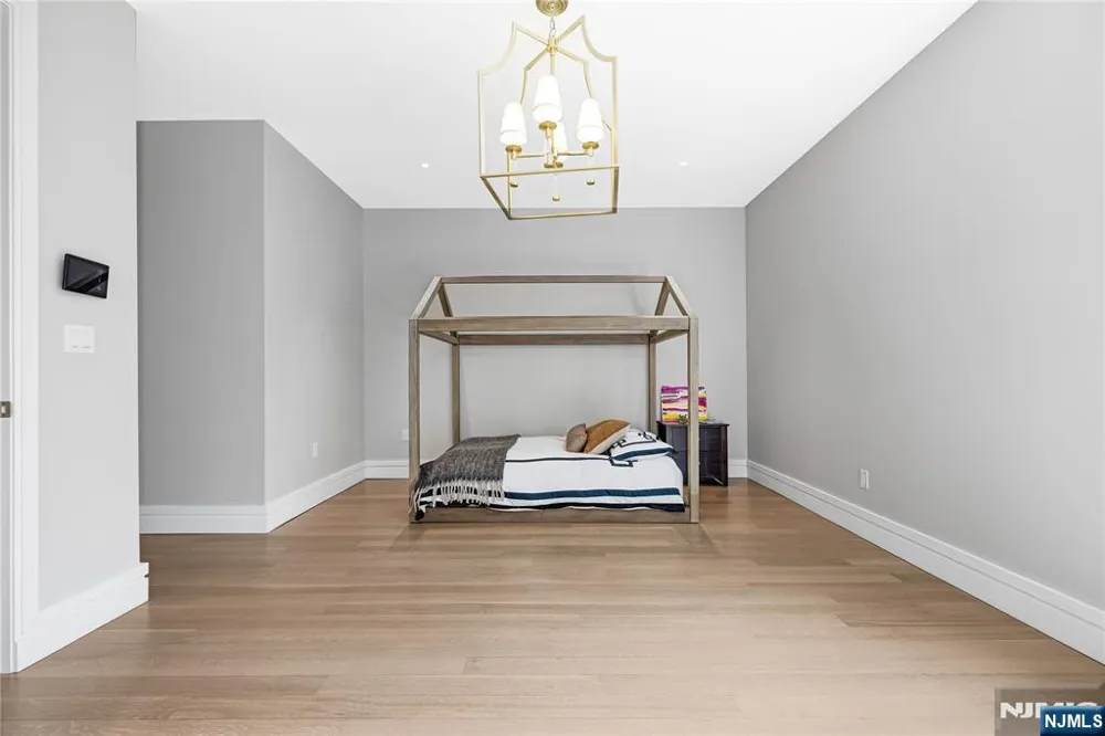241 Saddle River Road Saddle River, NJ 07458