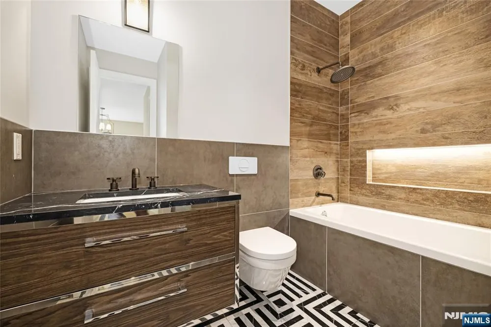 241 Saddle River Road Saddle River, NJ 07458
