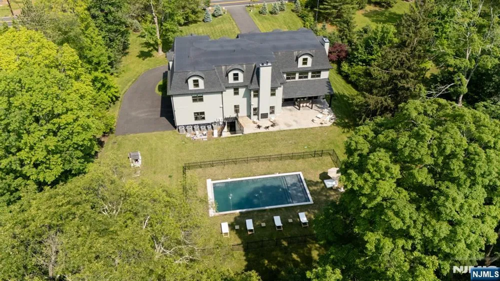 241 Saddle River Road Saddle River, NJ 07458