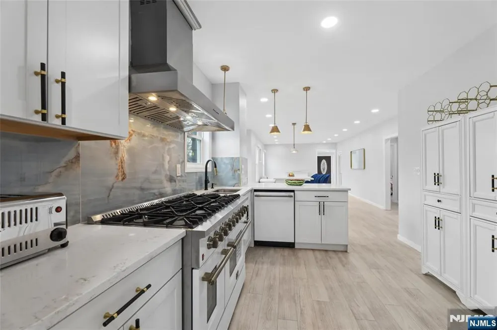 0-89 Morlot Avenue Fair Lawn, NJ 07410