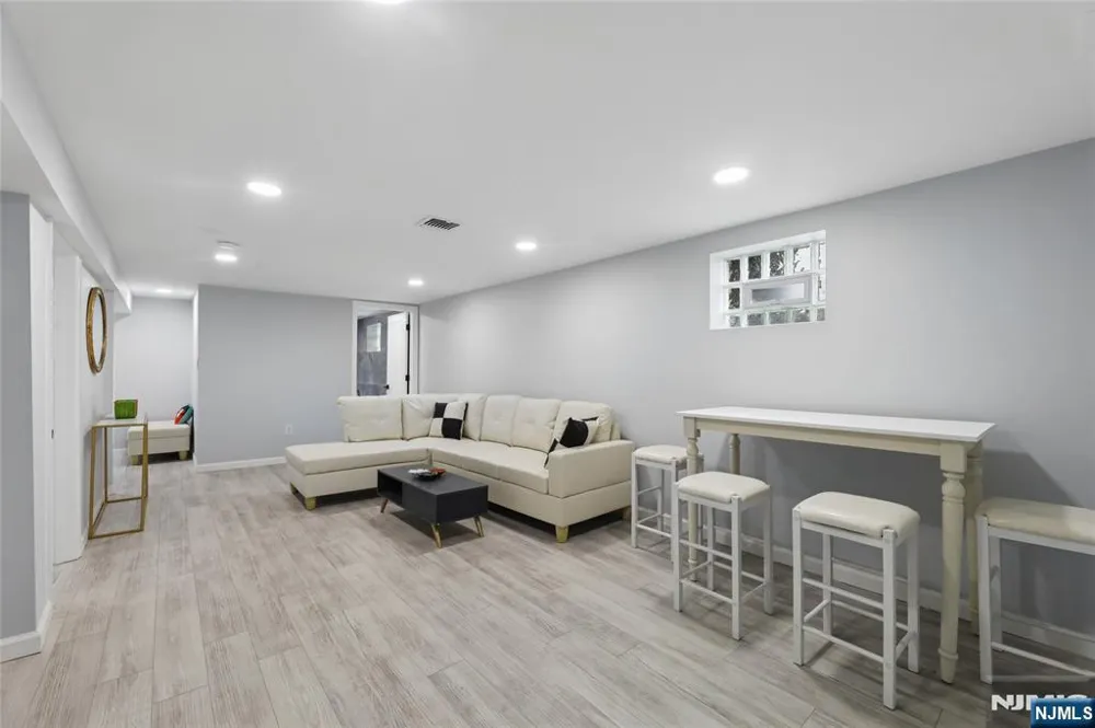 0-89 Morlot Avenue Fair Lawn, NJ 07410