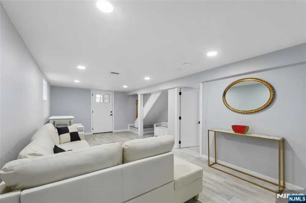 0-89 Morlot Avenue Fair Lawn, NJ 07410