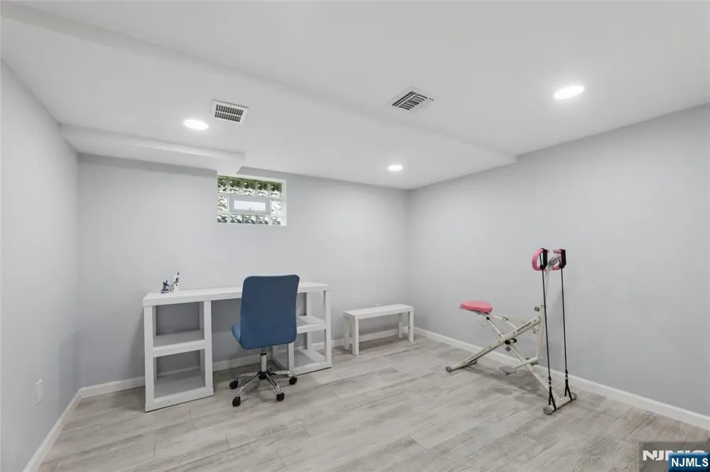 0-89 Morlot Avenue Fair Lawn, NJ 07410