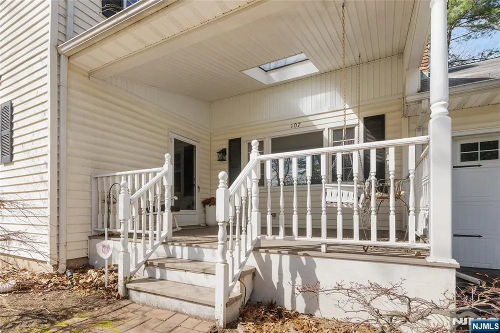 107 Buckingham Drive Ramsey, NJ 07446