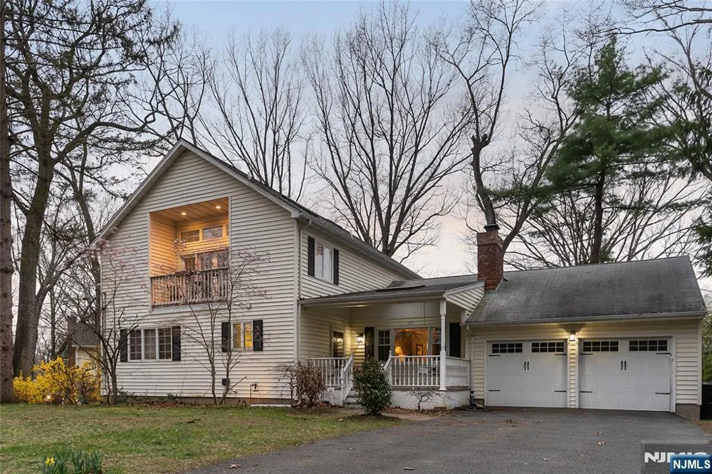 107 Buckingham Drive Ramsey, NJ 07446