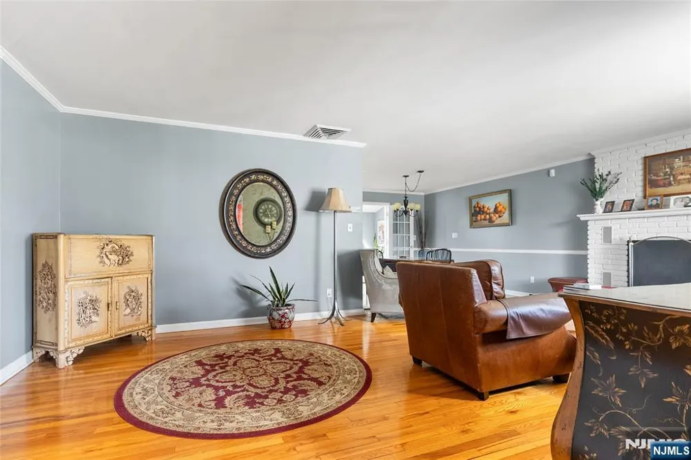 107 Buckingham Drive Ramsey, NJ 07446